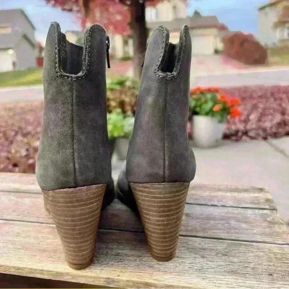 New (MSRP:$89) LEATHER DIBA Wood Wedge Heel Suede Slouch Style Booties - Sz 8.5 - Picture 10 of 15